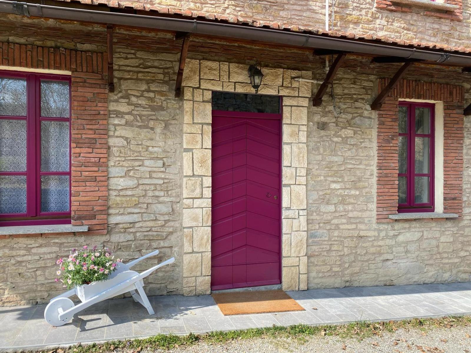 Bed and Breakfast La Lupa E L'Orso Berceto Exterior foto
