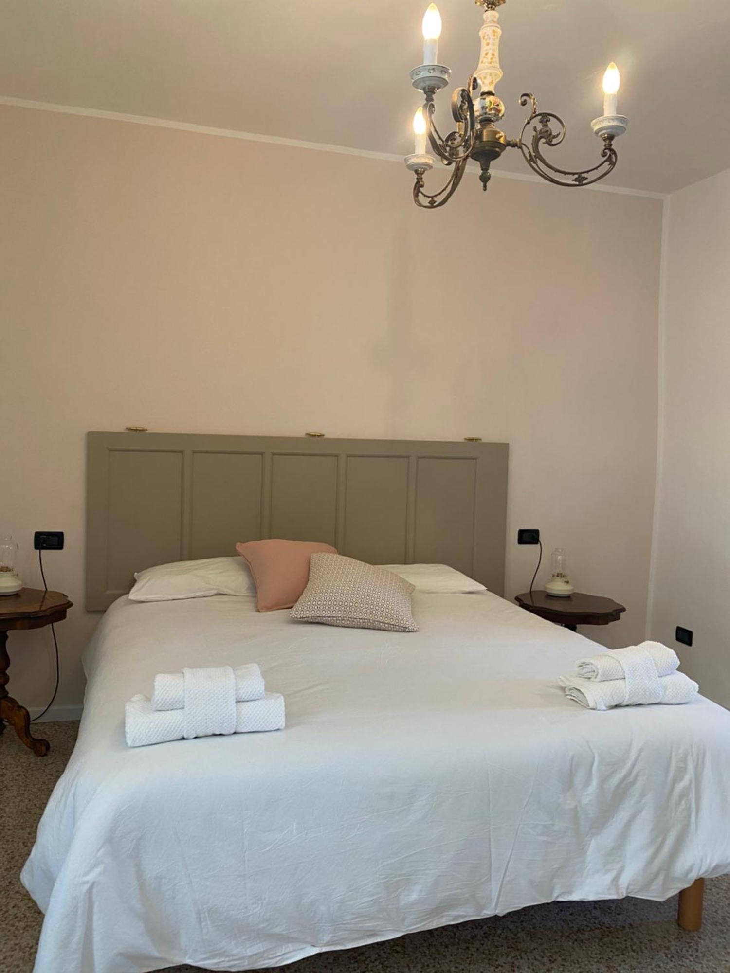 Bed and Breakfast La Lupa E L'Orso Berceto Exterior foto