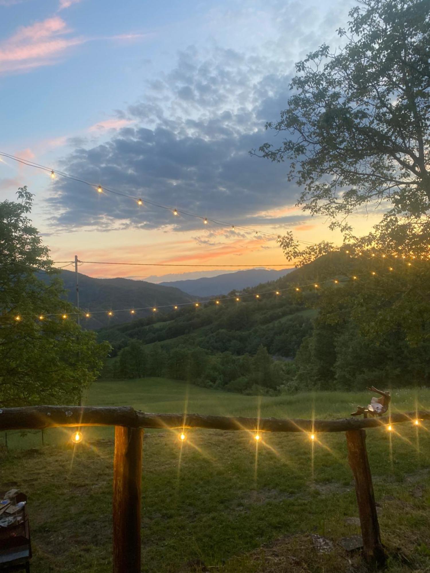 Bed and Breakfast La Lupa E L'Orso Berceto Exterior foto